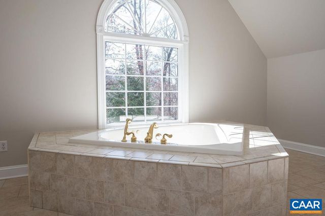 2620 WIND RIVER RD, Charlottesville, VA 22901