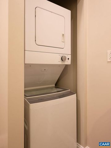 2620 WIND RIVER RD, Charlottesville, VA 22901