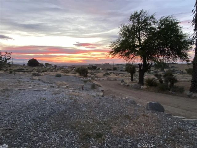 22411 Roundup, Apple Valley, CA 92308