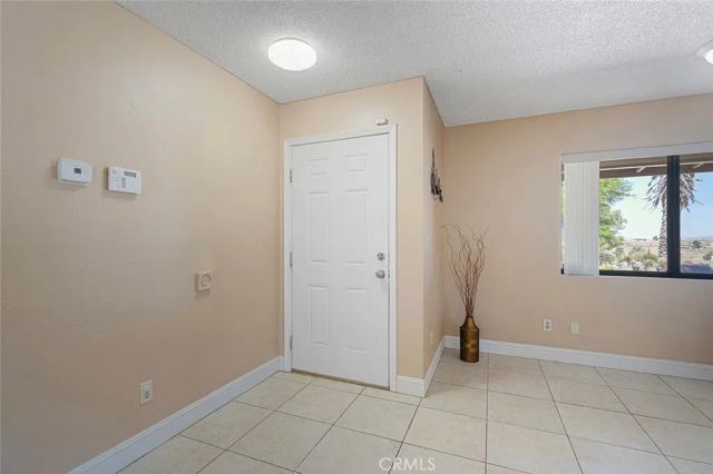 22411 Roundup, Apple Valley, CA 92308