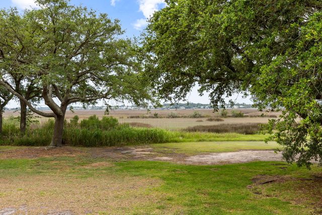 127 River Breeze Drive Unit 32, Charleston, SC 29407