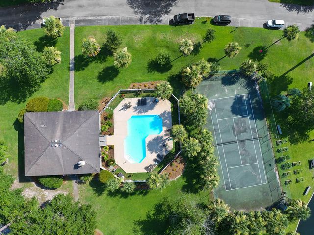 127 River Breeze Drive Unit 32, Charleston, SC 29407