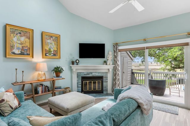 127 River Breeze Drive Unit 32, Charleston, SC 29407