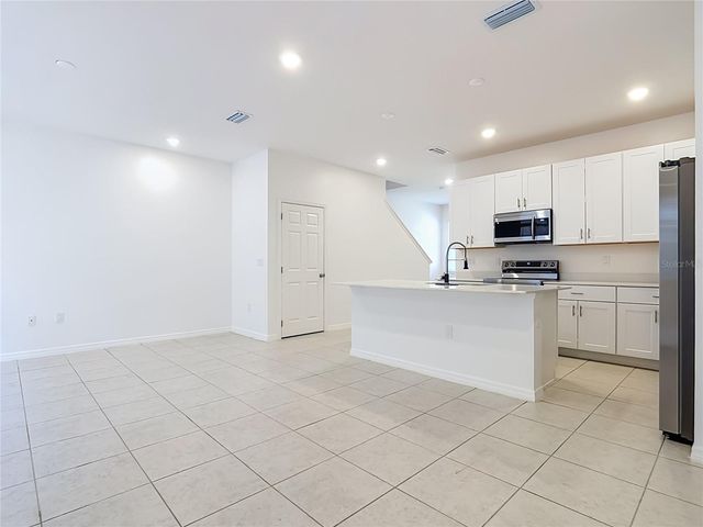 1232 STOCKWELL AVENUE, St Cloud, FL 34771