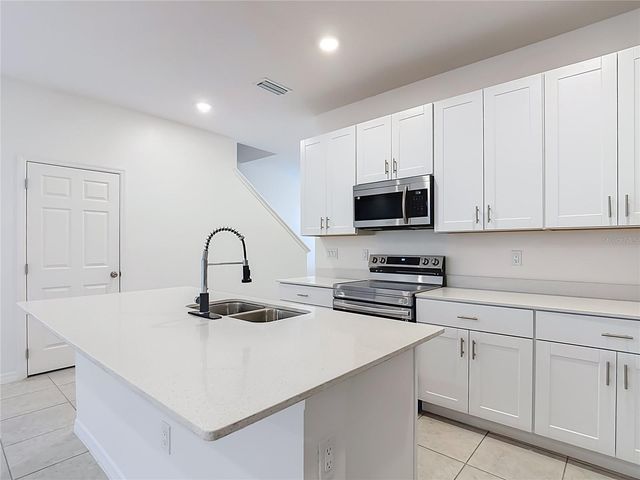 1232 STOCKWELL AVENUE, St Cloud, FL 34771