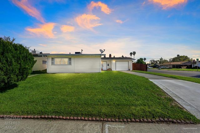 8300 Butternut Dr, Citrus Heights, CA 95621