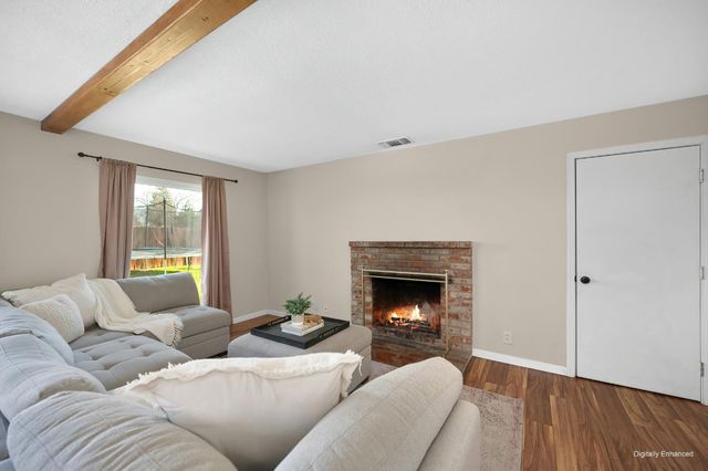 8300 Butternut Dr, Citrus Heights, CA 95621