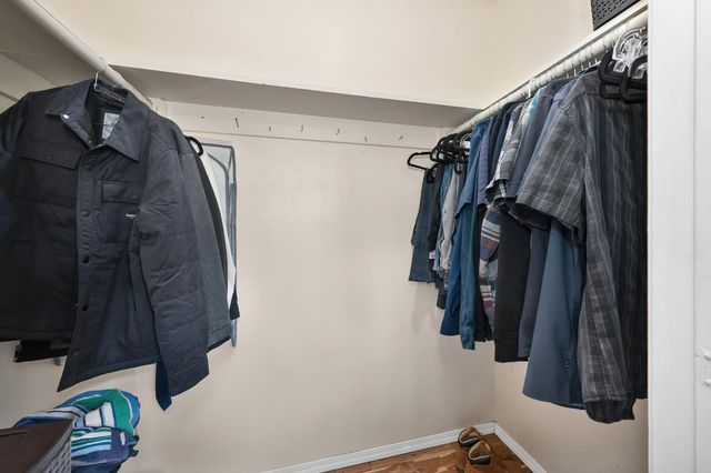 8300 Butternut Dr, Citrus Heights, CA 95621