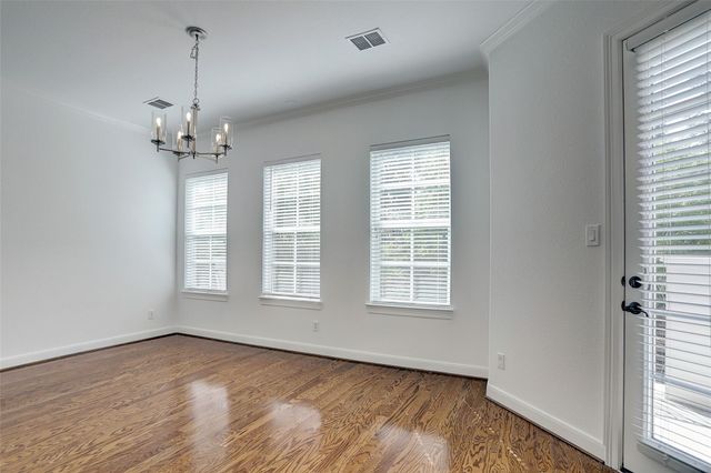 10 Shell Port Square, The Woodlands, TX 77380