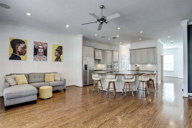 10 Shell Port Square, The Woodlands, TX 77380