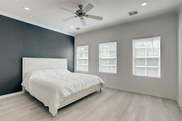 10 Shell Port Square, The Woodlands, TX 77380