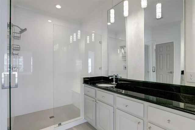 10 Shell Port Square, The Woodlands, TX 77380