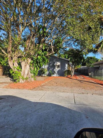 239 NW 6th Avenue, Delray Beach, FL 33444