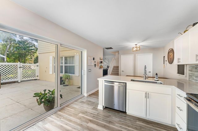 4801 Roxbury Court, Boynton Beach, FL 33436