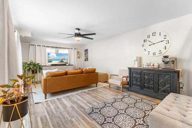 4801 Roxbury Court, Boynton Beach, FL 33436