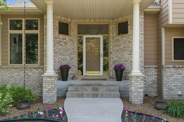 1668 Lakeland Circle, Centerville, MN 55038