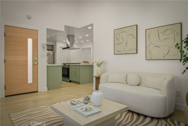 6150 Strickland, Los Angeles, CA 90042