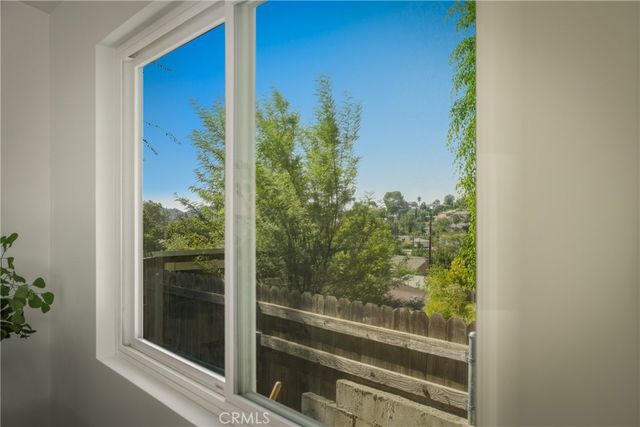 6150 Strickland, Los Angeles, CA 90042