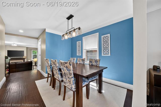 1625 Hampton Road, Grosse Pointe, MI 48236