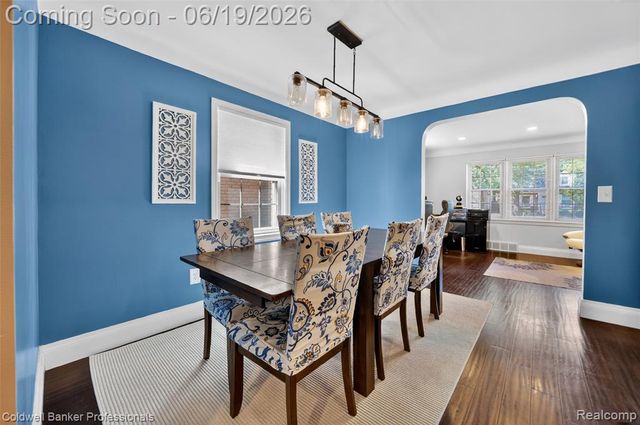 1625 Hampton Road, Grosse Pointe, MI 48236