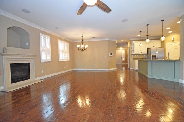 13702 Channel Ln, Waterford, CA 95386