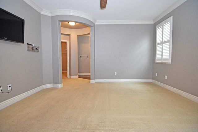 13702 Channel Ln, Waterford, CA 95386