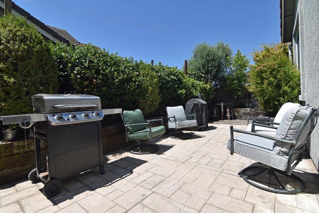 13702 Channel Ln, Waterford, CA 95386