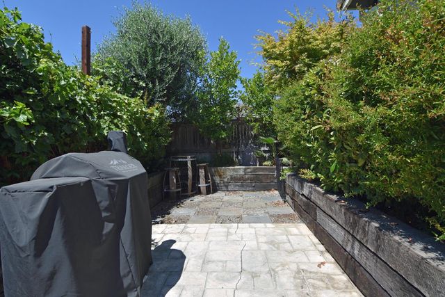 13702 Channel Ln, Waterford, CA 95386