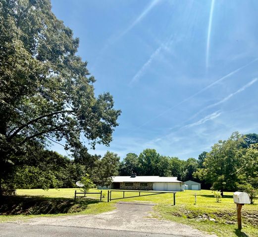 1474 Mandella Road, Bonneau, SC 29431