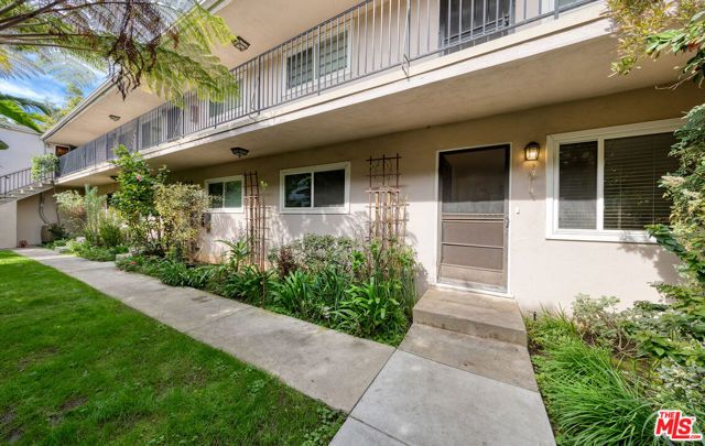1517 Harvard Street 3, Santa Monica, CA 90404