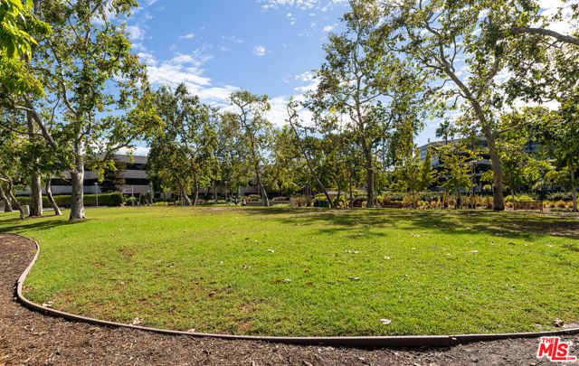 1517 Harvard Street 3, Santa Monica, CA 90404