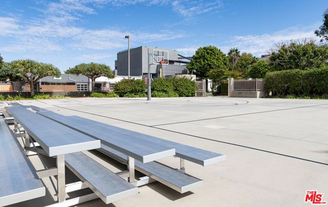 1517 Harvard Street 3, Santa Monica, CA 90404