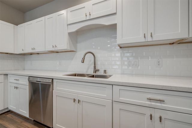 137 Park Place Circle A, Waller, TX 77484