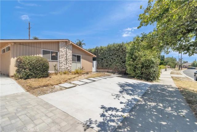 16433 Kingsbury Street, Granada Hills, CA 91344