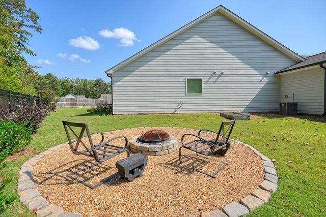 40 Riverrock Trace, Dallas, GA 30157