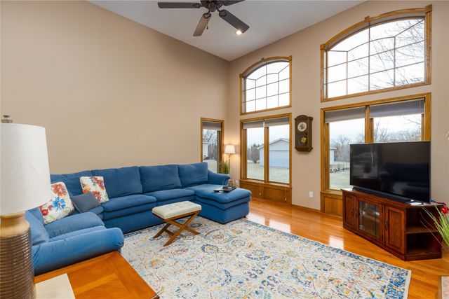 3350 NW 81st Lane, Ankeny, IA 50023