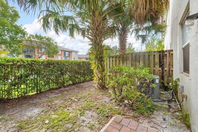 5288 Ashley River Road, West Palm Beach, FL 33417