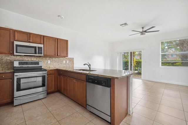 5288 Ashley River Road, West Palm Beach, FL 33417