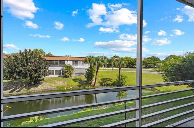 6289 Lear Drive 205, Lake Worth, FL 33462
