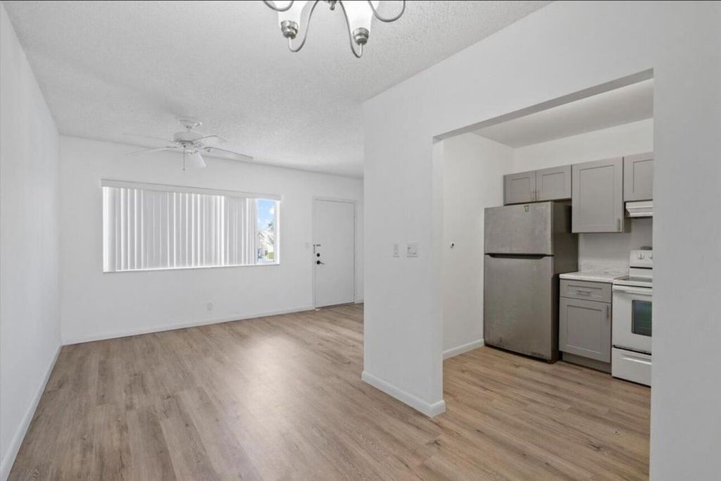 6289 Lear Drive 205, Lake Worth, FL 33462