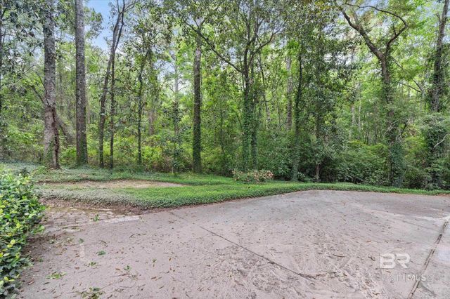 8050 N St Jude Circle, Mobile, AL 36695