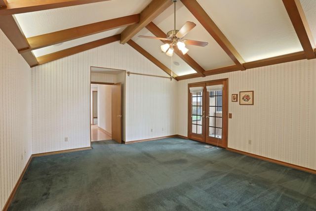 324 Applewood Dr, Lodi, CA 95242