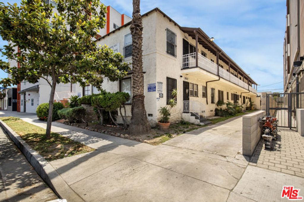 6519 Crenshaw Boulevard, Los Angeles, CA 90043
