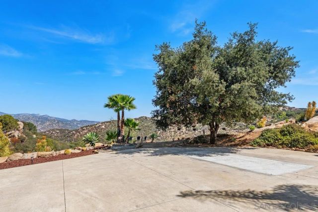 13044 Yerba Valley Way, Lakeside, CA 92040