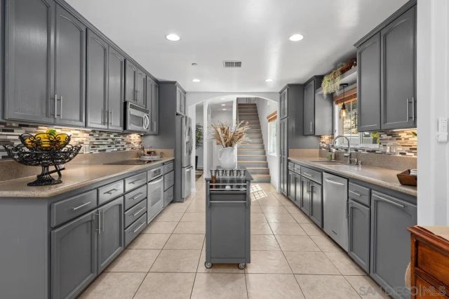 13044 Yerba Valley Way, Lakeside, CA 92040