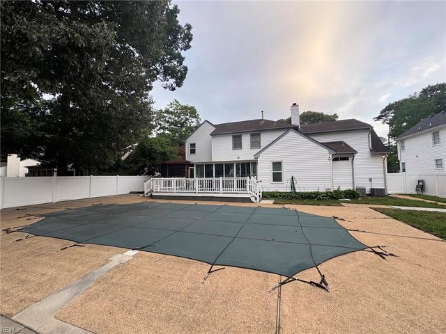 1340 Danielle CT, Chesapeake, VA 23320