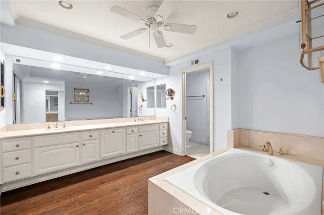 12 Rolling Brook, Irvine, CA 92603