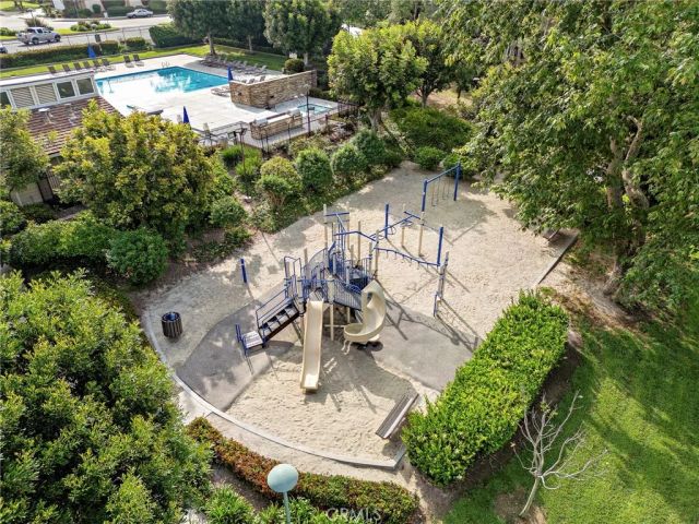 12 Rolling Brook, Irvine, CA 92603