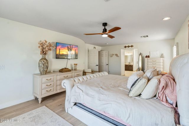 6419 W HONEYSUCKLE Drive, Phoenix, AZ 85083