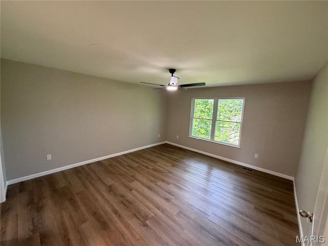 302 Anthony Circle, Byrnes Mill, MO 63051